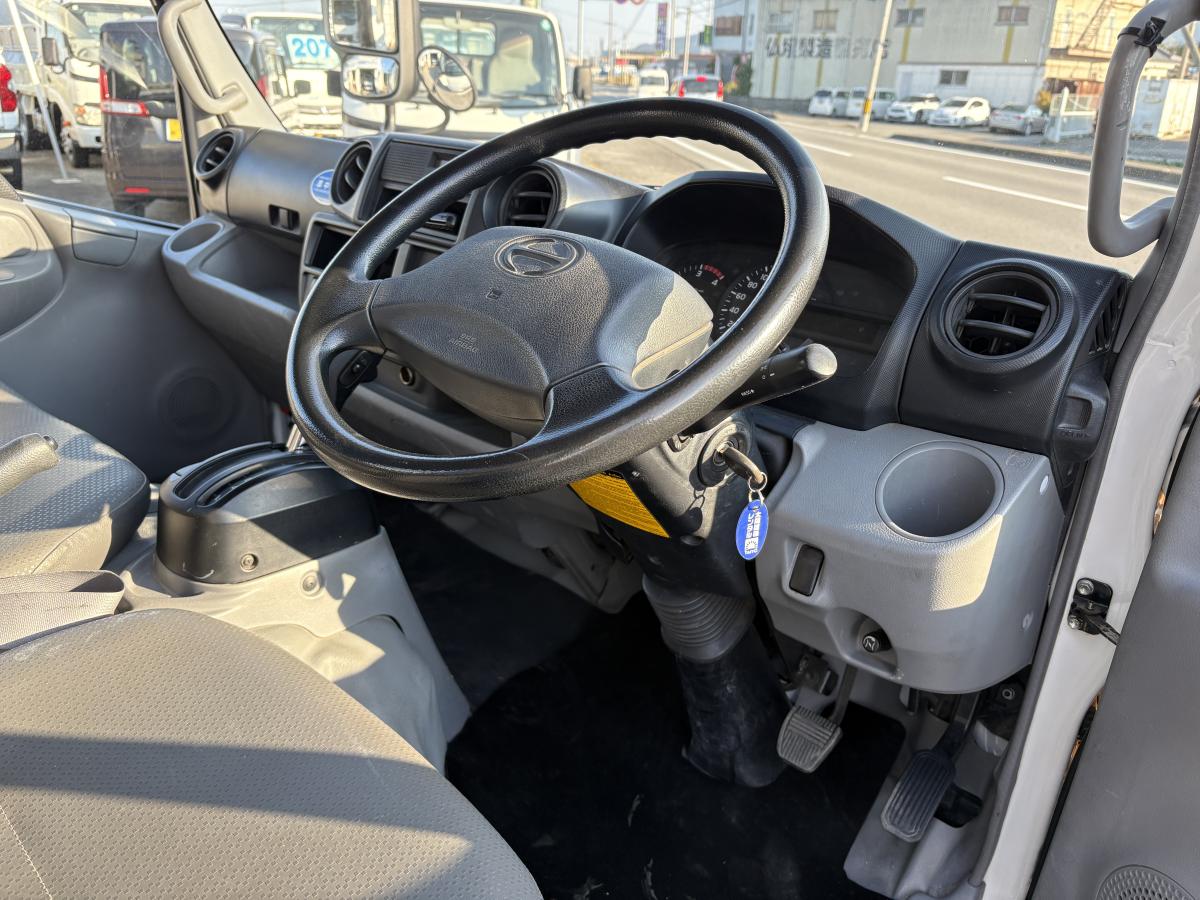 H25デュトロ2t平ボディ 3段クレーン|中古トラックの販売・買取・査定のアイナビ