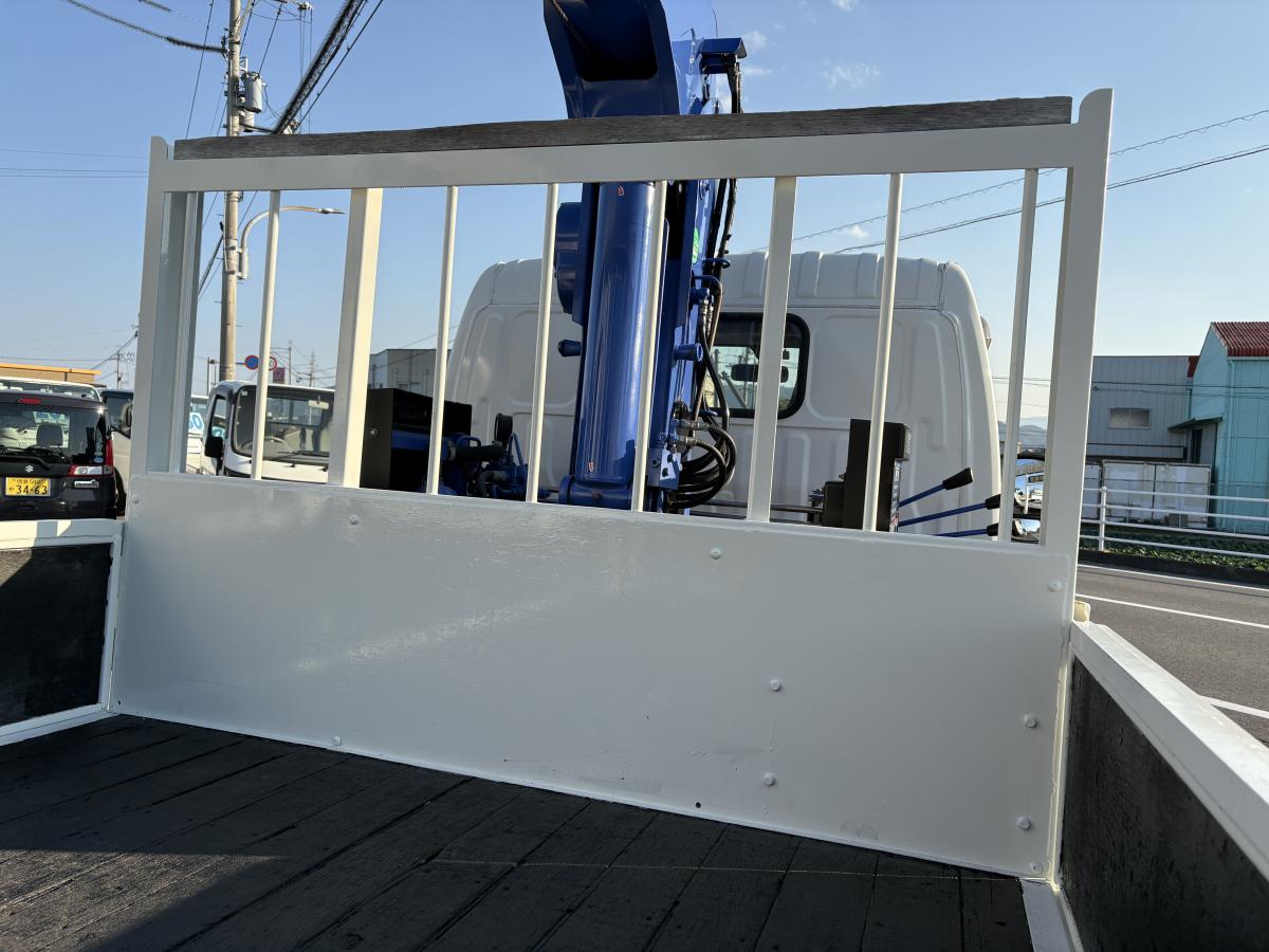 H25デュトロ2t平ボディ 3段クレーン|中古トラックの販売・買取・査定のアイナビ