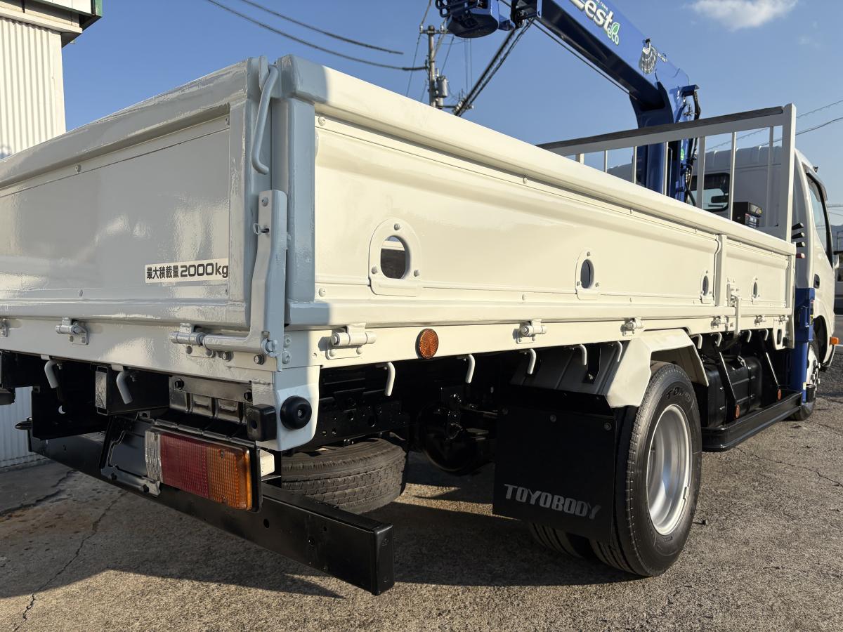 H25デュトロ2t平ボディ 3段クレーン|中古トラックの販売・買取・査定のアイナビ