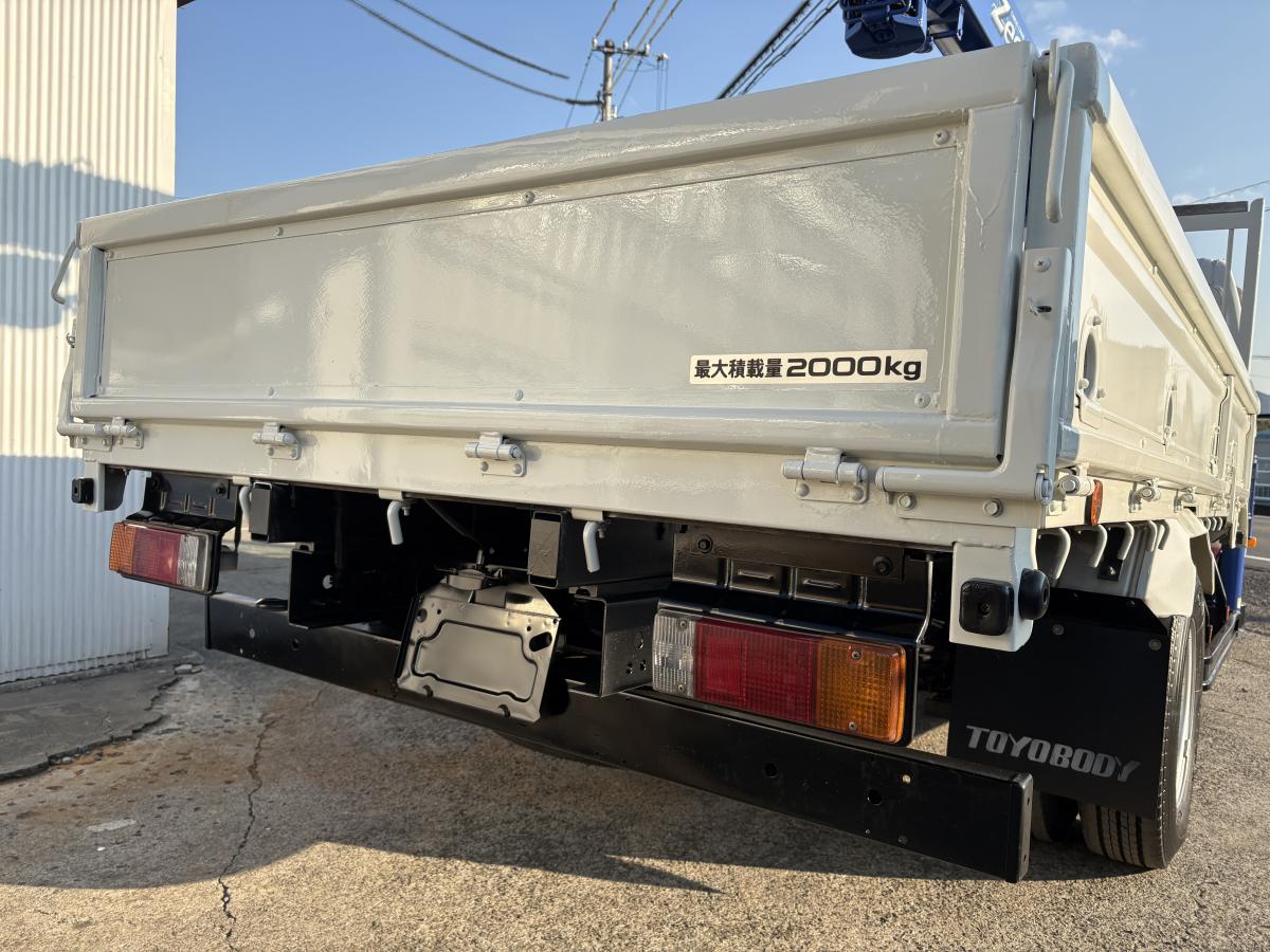 H25デュトロ2t平ボディ 3段クレーン|中古トラックの販売・買取・査定のアイナビ