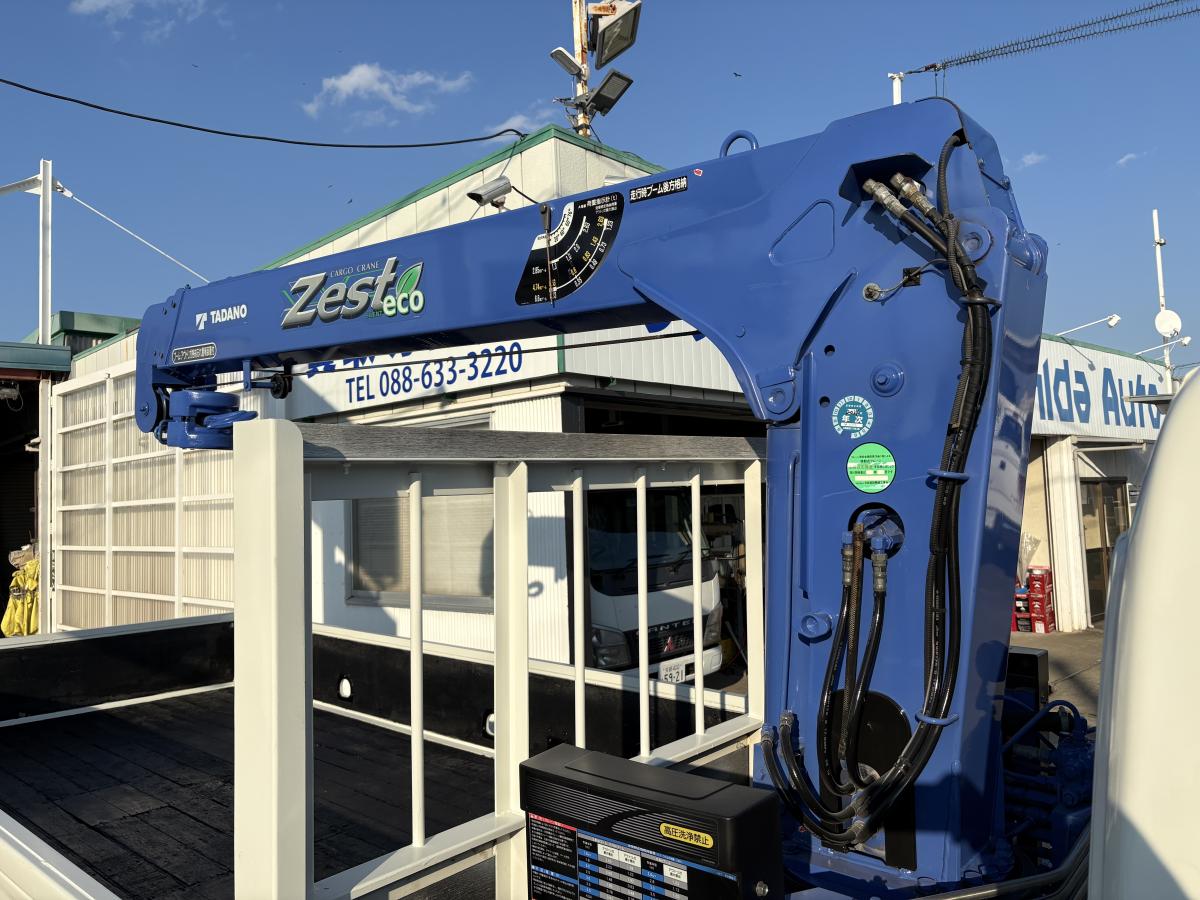 H25デュトロ2t平ボディ 3段クレーン|中古トラックの販売・買取・査定のアイナビ