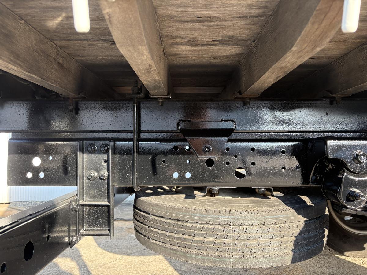 H25デュトロ2t平ボディ 3段クレーン|中古トラックの販売・買取・査定のアイナビ