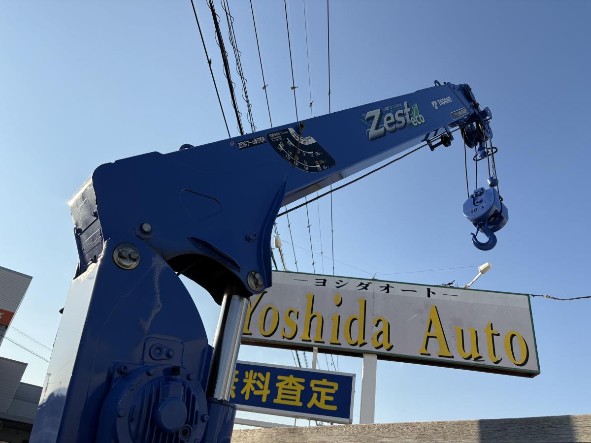 H25デュトロ2t平ボディ 3段クレーン|中古トラックの販売・買取・査定のアイナビ