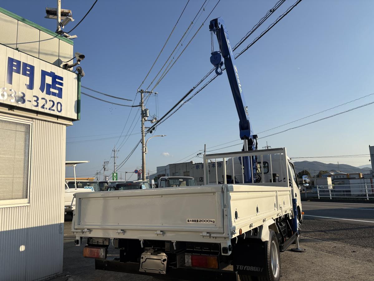 H25デュトロ2t平ボディ 3段クレーン|中古トラックの販売・買取・査定のアイナビ