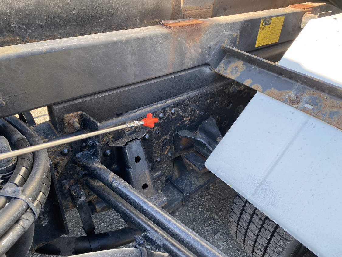 H29年式、エルフ、ワイド、ローダーダンプ、増トン仕様|中古トラックの販売・買取・査定のアイナビ