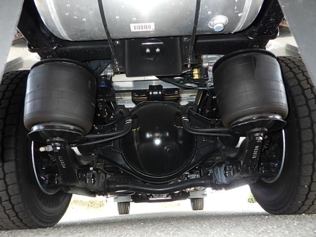 日野 令和7年式 冷凍バン格納ゲート|中古トラックの販売・買取・査定のアイナビ