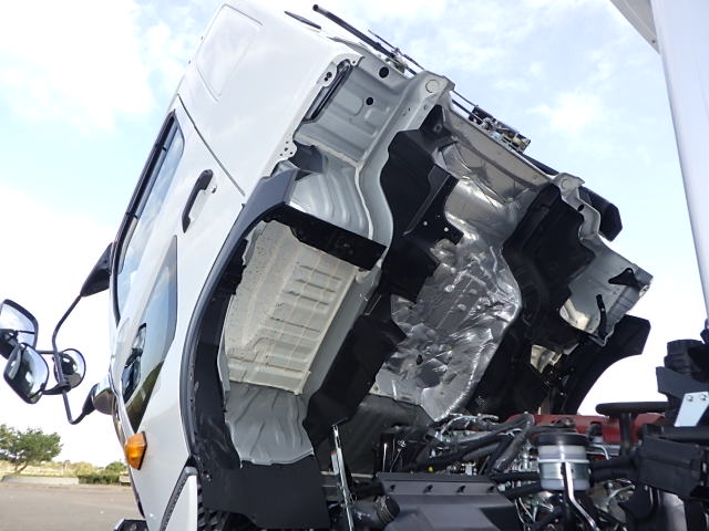 日野 令和7年式 冷凍バン格納ゲート|中古トラックの販売・買取・査定のアイナビ