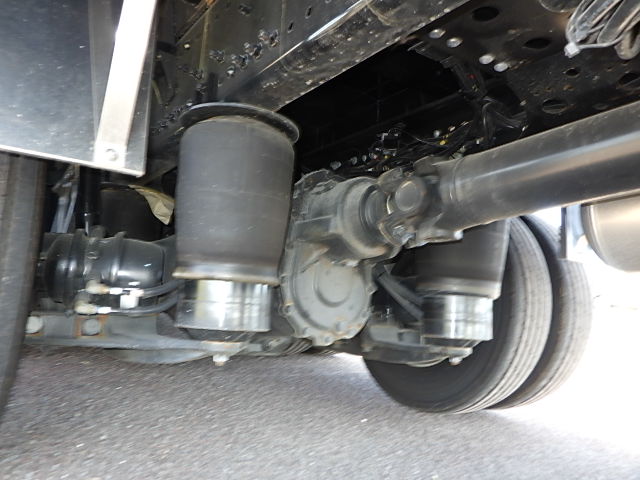 日野 令和6年式 セルフクレーン 車検付き|中古トラックの販売・買取・査定のアイナビ