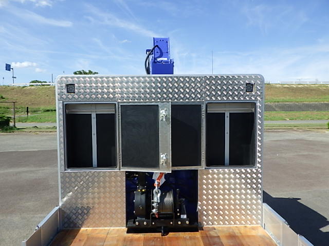 日野 令和6年式 セルフクレーン 車検付き|中古トラックの販売・買取・査定のアイナビ