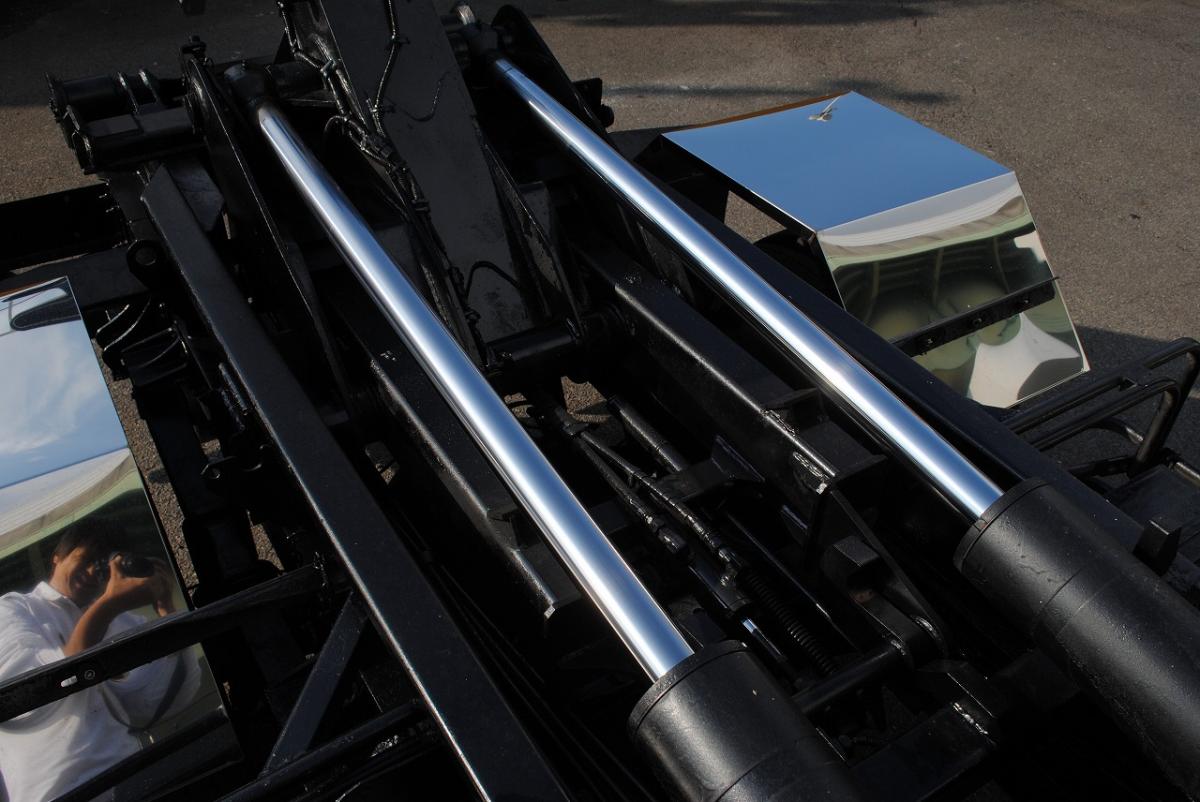 H22 レンジャー アームロール 増トン 積載7.9t|中古トラックの販売・買取・査定のアイナビ