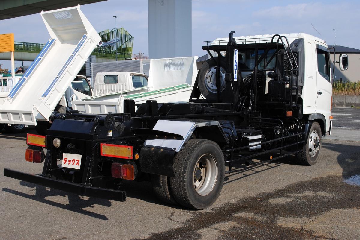 H22 レンジャー アームロール 増トン 積載7.9t|中古トラックの販売・買取・査定のアイナビ