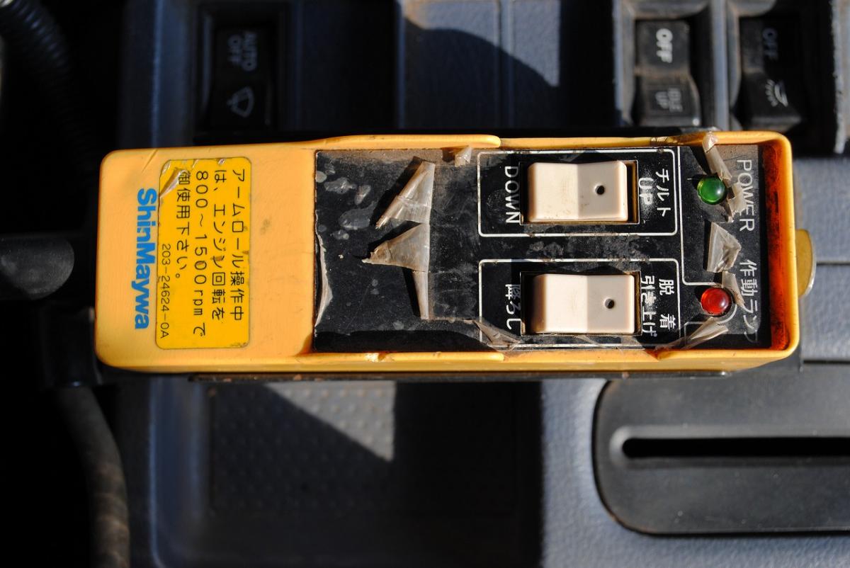 H22 レンジャー アームロール 増トン 積載7.9t|中古トラックの販売・買取・査定のアイナビ