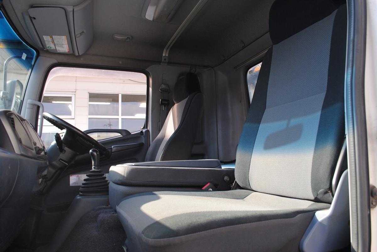 H22 レンジャー アームロール 増トン 積載7.9t|中古トラックの販売・買取・査定のアイナビ