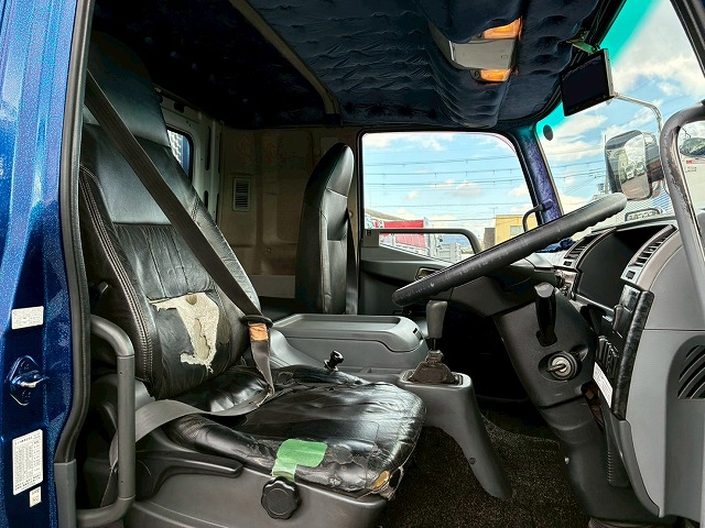 アルミブロックフルキャブベッド付きスタンション根太増し|中古トラックの販売・買取・査定のアイナビ