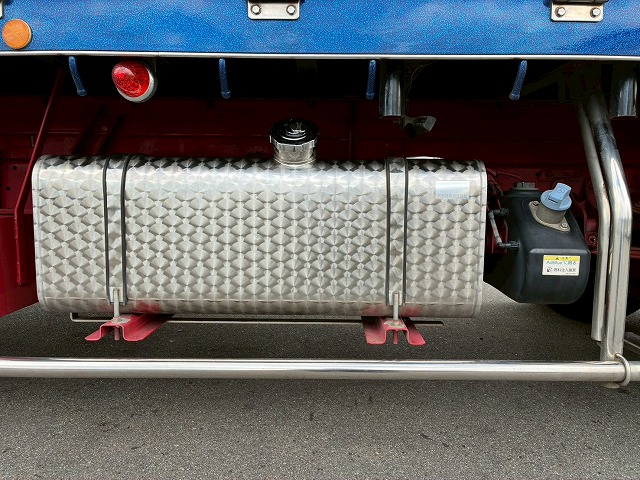 アルミブロックフルキャブベッド付きスタンション根太増し|中古トラックの販売・買取・査定のアイナビ