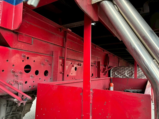 アルミブロックフルキャブベッド付きスタンション根太増し|中古トラックの販売・買取・査定のアイナビ