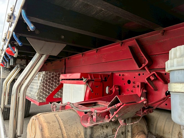 アルミブロックフルキャブベッド付きスタンション根太増し|中古トラックの販売・買取・査定のアイナビ