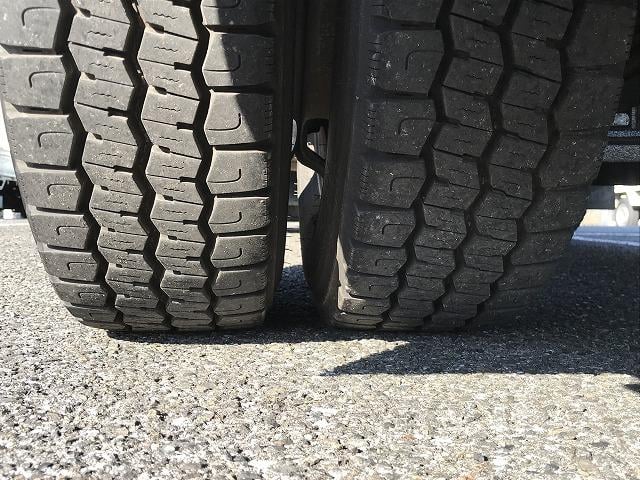 日野 平ボディ デュトロ|中古トラックの販売・買取・査定のアイナビ