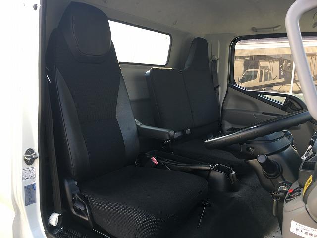 三菱ふそう 特殊車両 キャンター|中古トラックの販売・買取・査定のアイナビ