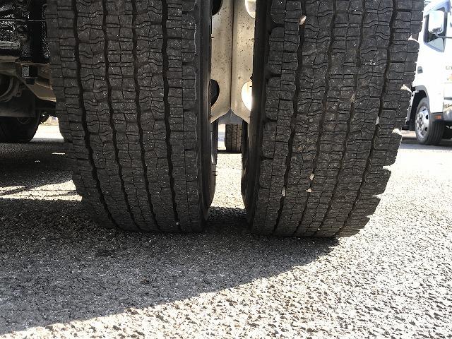 いすゞ ダンプ フォワード|中古トラックの販売・買取・査定のアイナビ