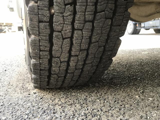 いすゞ ダンプ フォワード|中古トラックの販売・買取・査定のアイナビ