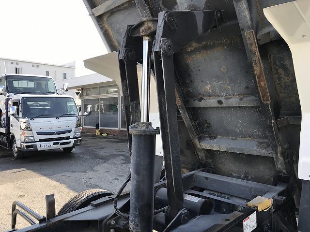 いすゞ ダンプ フォワード|中古トラックの販売・買取・査定のアイナビ