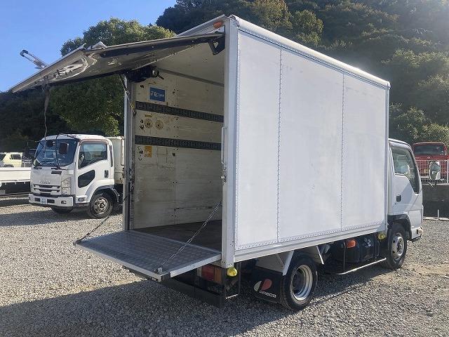 いすゞ バン車|中古トラックの販売・買取・査定のアイナビ