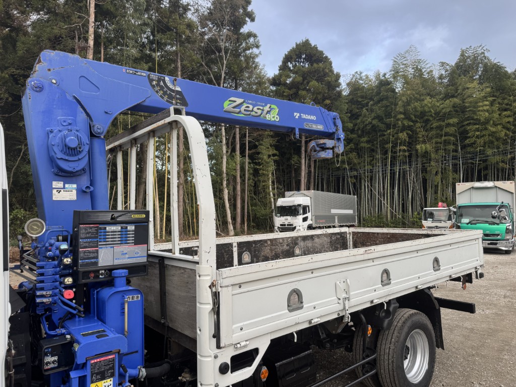 標準ロング吊t数2.6t吊3段ブームタダノラジコン付き|中古トラックの販売・買取・査定のアイナビ