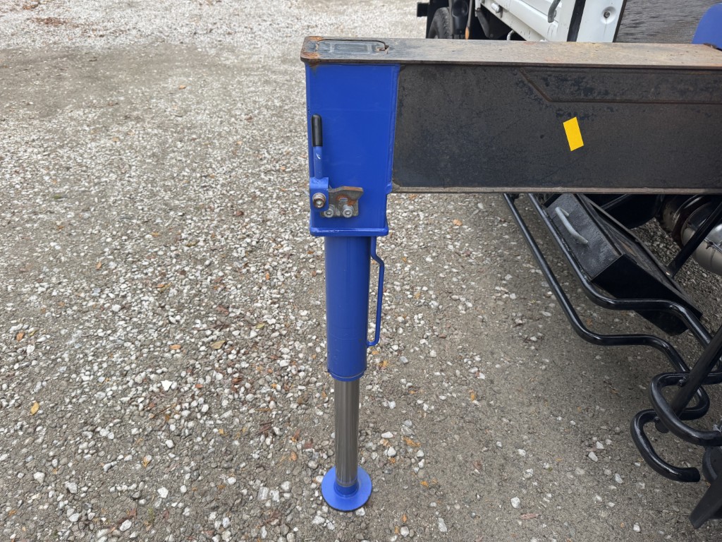 標準ロング吊t数2.6t吊3段ブームタダノラジコン付き|中古トラックの販売・買取・査定のアイナビ