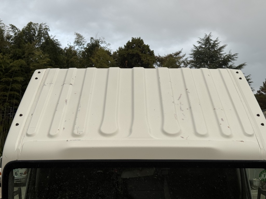 標準ロング吊t数2.6t吊3段ブームタダノラジコン付き|中古トラックの販売・買取・査定のアイナビ