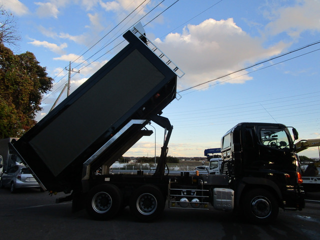 H.29年日野プロフィアダンプ箱ステンレス張り土砂禁22㎥|中古トラックの販売・買取・査定のアイナビ