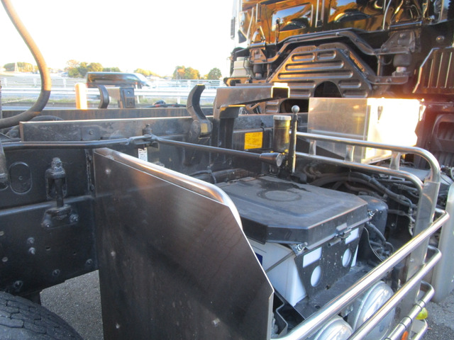 H.29年日野プロフィアダンプ箱ステンレス張り土砂禁22㎥|中古トラックの販売・買取・査定のアイナビ