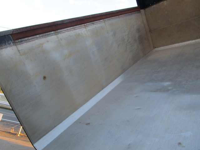 H.29年日野プロフィアダンプ箱ステンレス張り土砂禁22㎥|中古トラックの販売・買取・査定のアイナビ