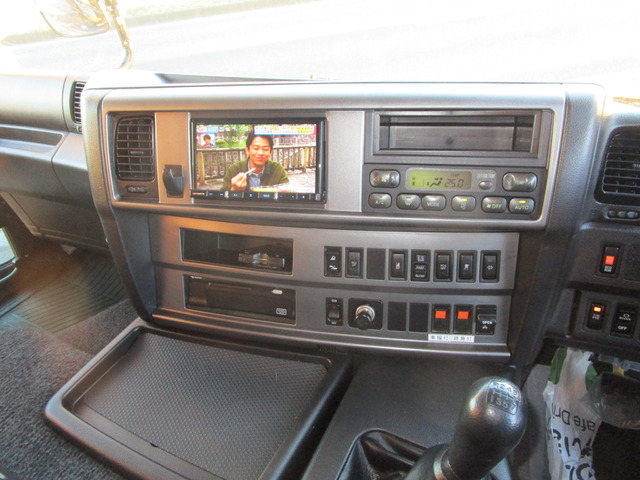 H.29年日野プロフィアダンプ箱ステンレス張り土砂禁22㎥|中古トラックの販売・買取・査定のアイナビ