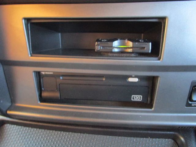 H.29年日野プロフィアダンプ箱ステンレス張り土砂禁22㎥|中古トラックの販売・買取・査定のアイナビ