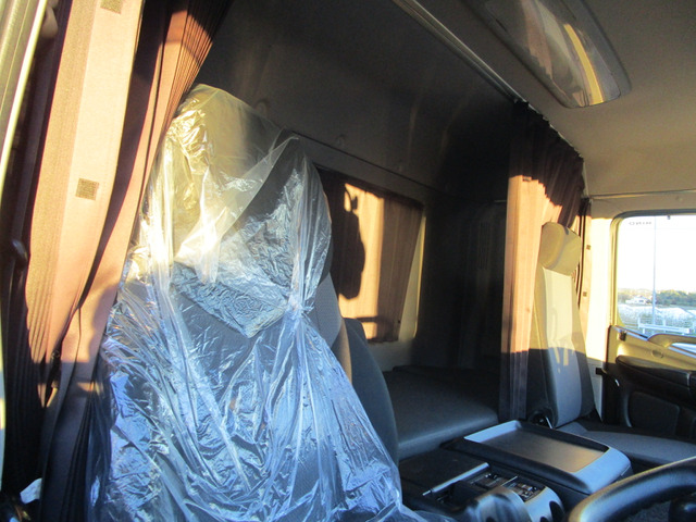 H.29年日野プロフィアダンプ箱ステンレス張り土砂禁22㎥|中古トラックの販売・買取・査定のアイナビ