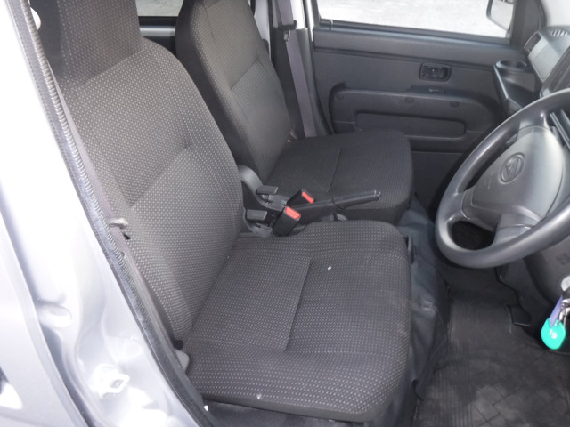 H.31年ダイハツハイゼットカーゴデラックスハイルーフ|中古トラックの販売・買取・査定のアイナビ