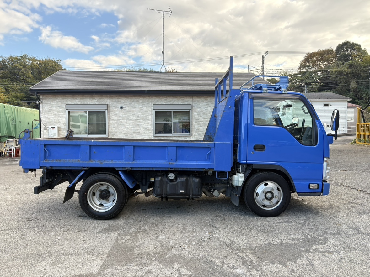 H31年式3tダンプ車検付き尿素なし|中古トラックの販売・買取・査定のアイナビ