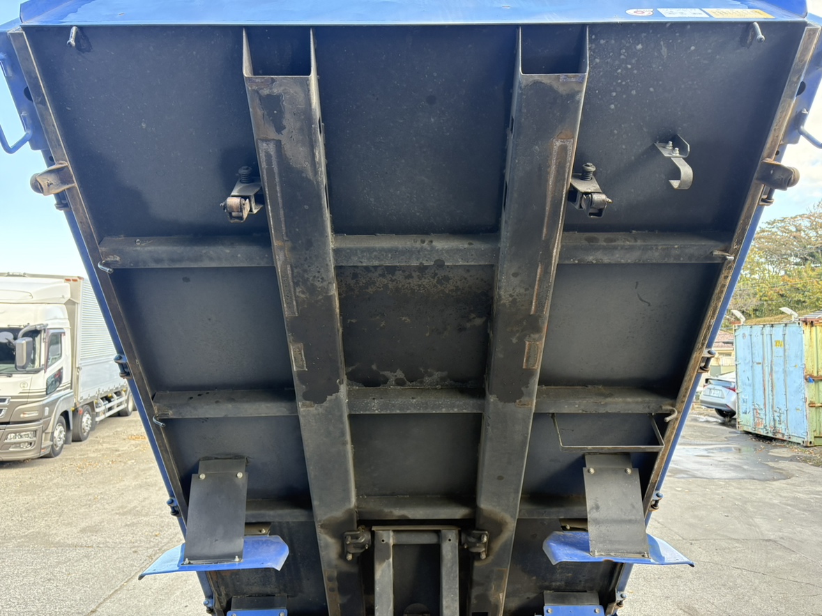 H31年式3tダンプ車検付き尿素なし|中古トラックの販売・買取・査定のアイナビ