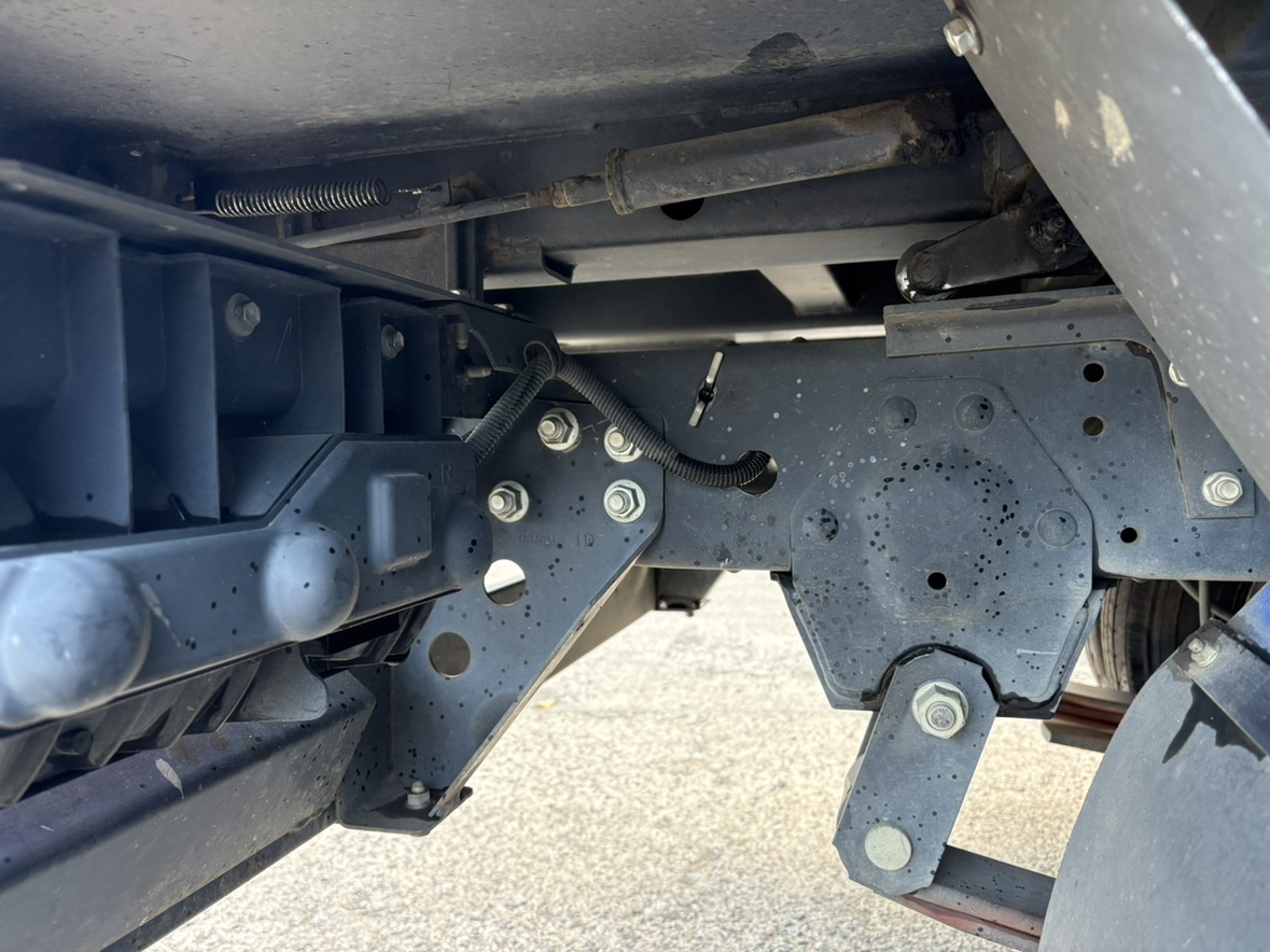 H31年式3tダンプ車検付き尿素なし|中古トラックの販売・買取・査定のアイナビ