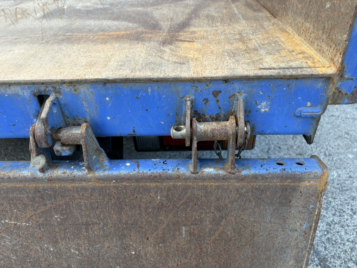 H31年式3tダンプ車検付き尿素なし|中古トラックの販売・買取・査定のアイナビ