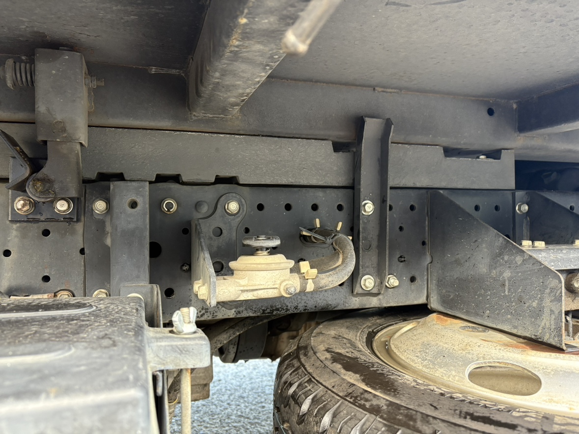 H31年式3tダンプ車検付き尿素なし|中古トラックの販売・買取・査定のアイナビ