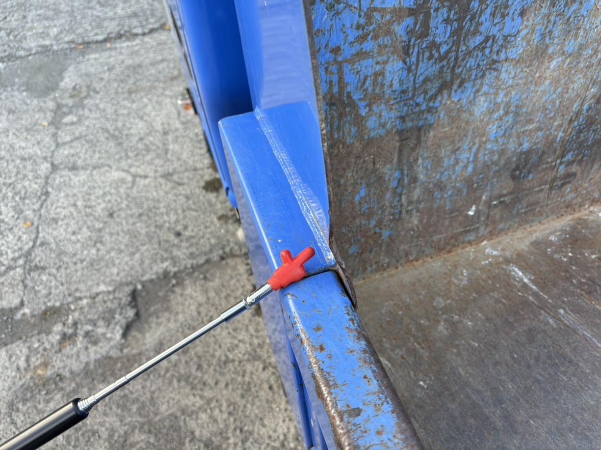 H31年式3tダンプ車検付き尿素なし|中古トラックの販売・買取・査定のアイナビ