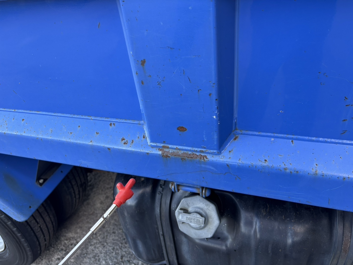 H31年式3tダンプ車検付き尿素なし|中古トラックの販売・買取・査定のアイナビ