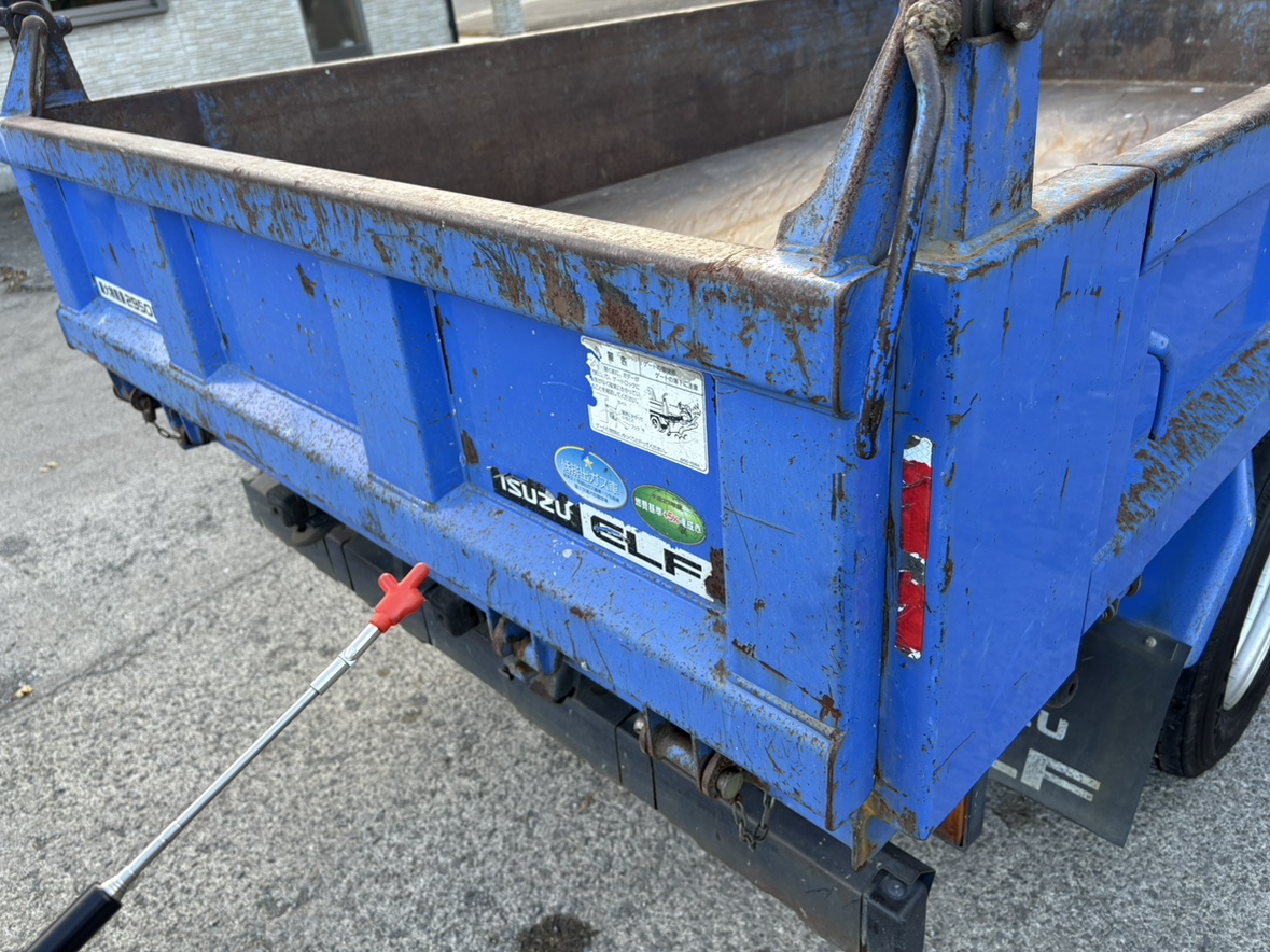 H31年式3tダンプ車検付き尿素なし|中古トラックの販売・買取・査定のアイナビ