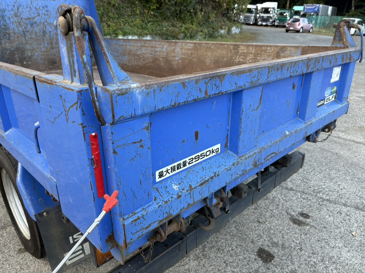 H31年式3tダンプ車検付き尿素なし|中古トラックの販売・買取・査定のアイナビ
