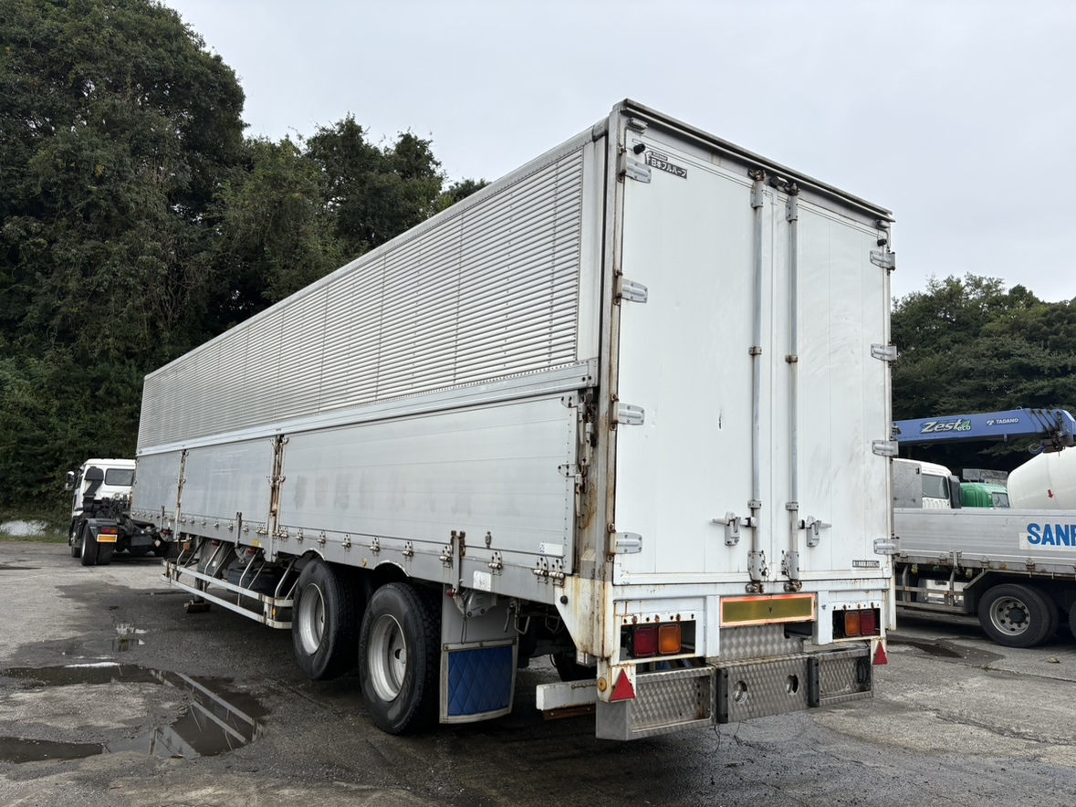 H19年式リフトアップ2軸ウイングセミトレーラ|中古トラックの販売・買取・査定のアイナビ