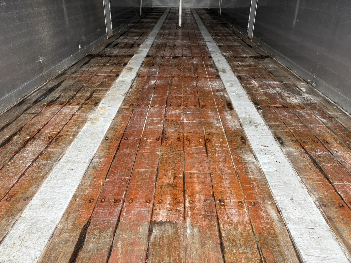 H19年式リフトアップ2軸ウイングセミトレーラ|中古トラックの販売・買取・査定のアイナビ