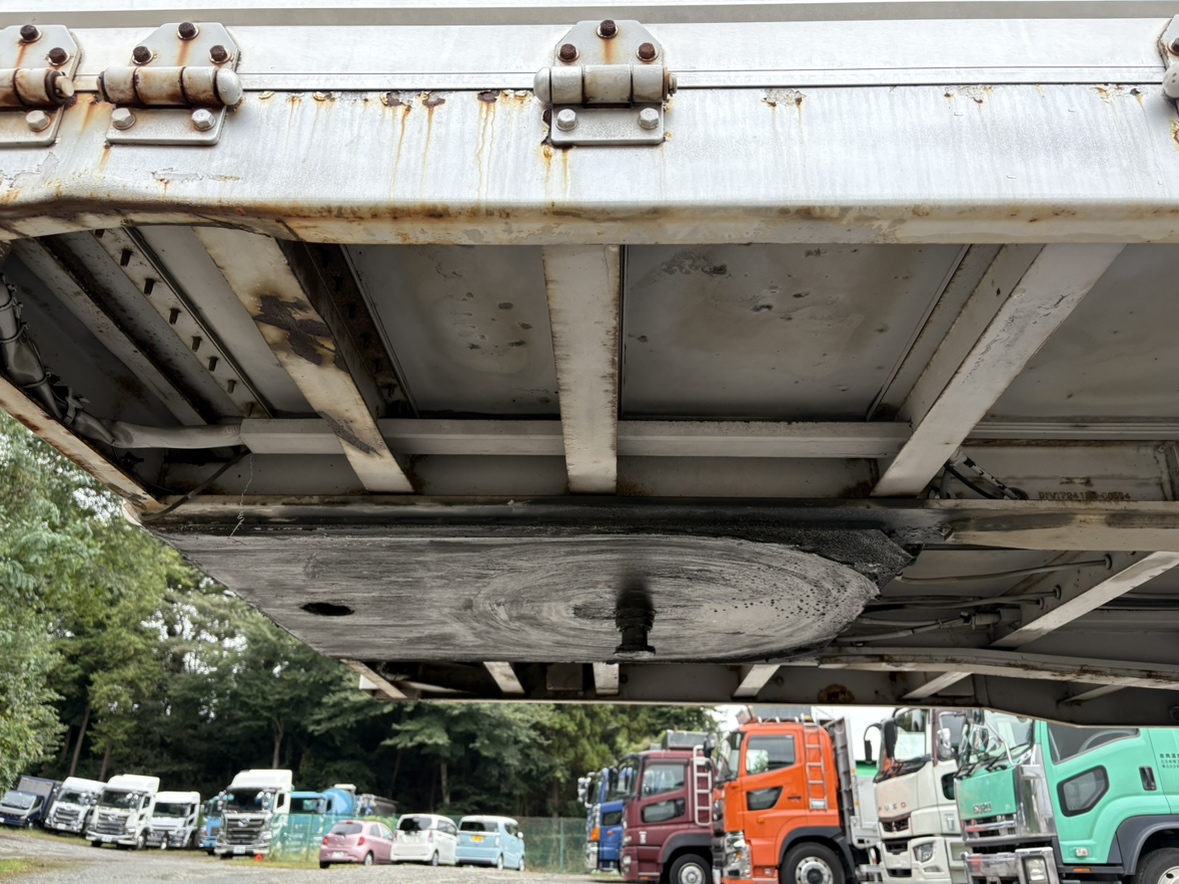 H19年式リフトアップ2軸ウイングセミトレーラ|中古トラックの販売・買取・査定のアイナビ