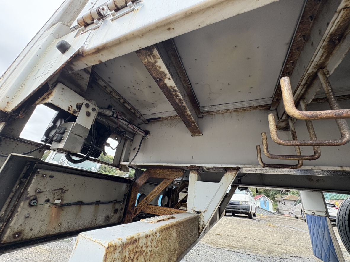 H19年式リフトアップ2軸ウイングセミトレーラ|中古トラックの販売・買取・査定のアイナビ